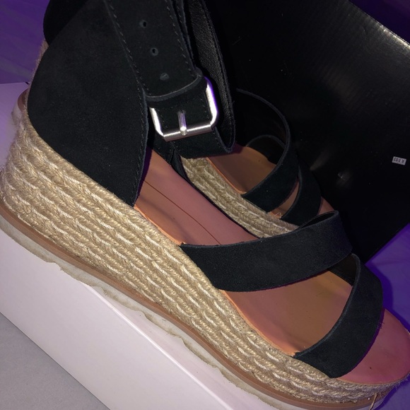 Black Suede platform sandals! - Picture 2 of 6